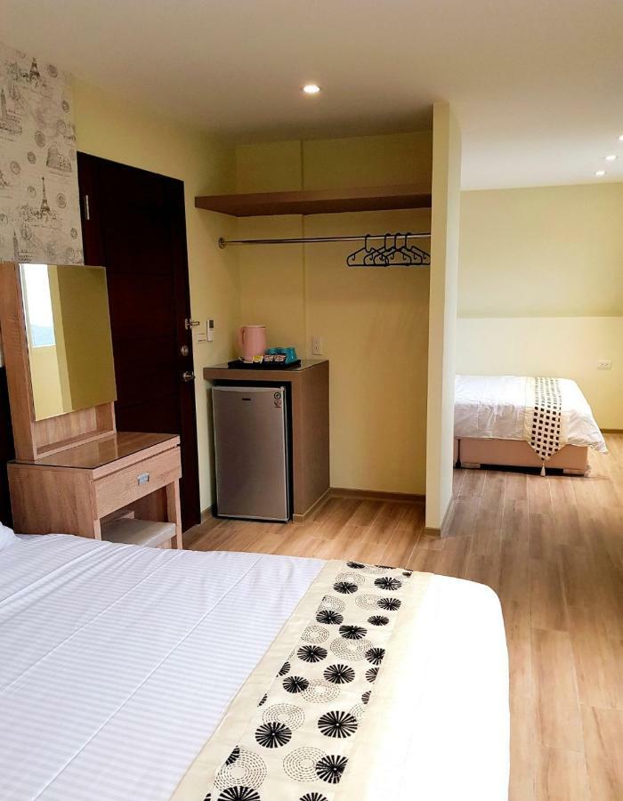 Night Sea Homestay Jiufen Extérieur photo